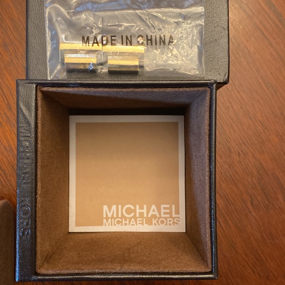 Michael Kors watch - Picture 4 of 4